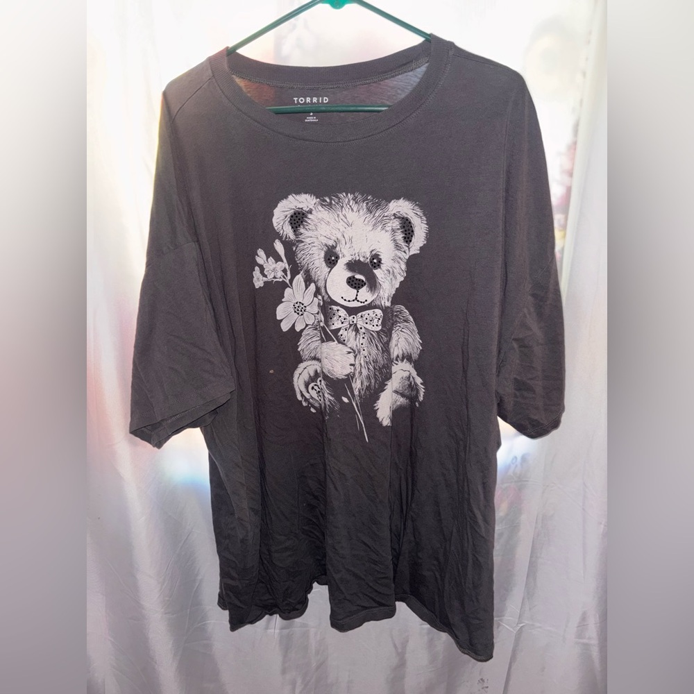 torrid Charcoal Gray Tee with White Teddy Bear Graphic with Bling